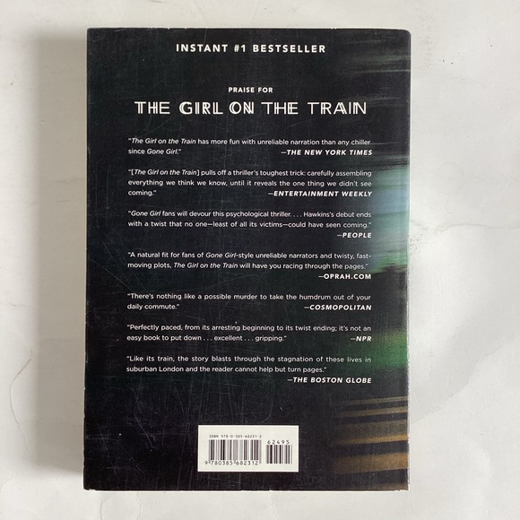 🛍️$5 Add-on🛍️ Girl on the Train softcover book - Picture 4 of 5